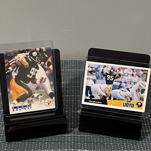 🌸 EUC Lloyd #95 Pittsburg Steelers NFL Jersey, Size: 52 XL & 2 Football Cards - Picture 4 of 6